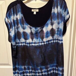 Dressbarn Blue and Black Tie-Dye Short Sleeve Top